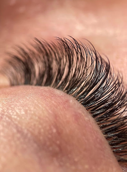 The Brow Fix – a Brow and Lash Studio