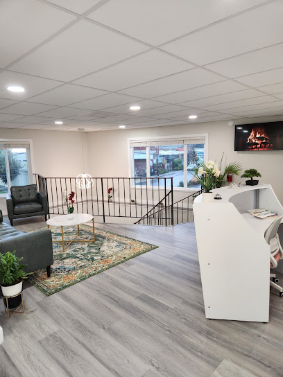 Oakland Salon Suites