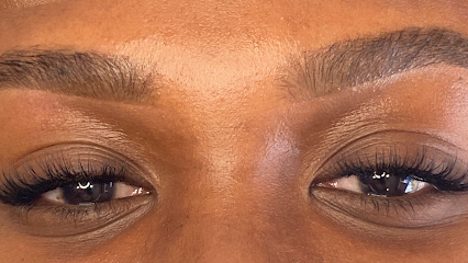 Dark Luxx Lash Studio