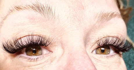 Lovely Lash