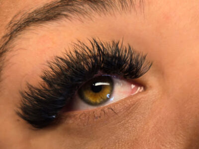 JB BEAUTY LOUNGE LLC