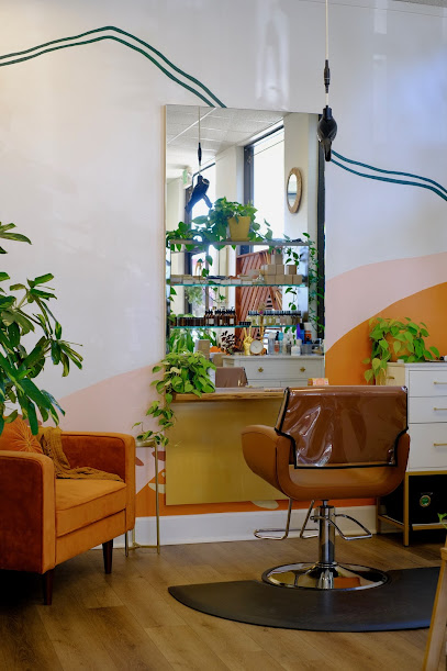 Zerene Salon