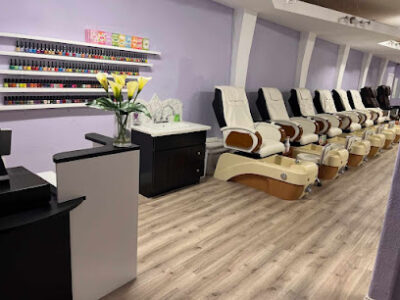 Gridley Nails & Spa