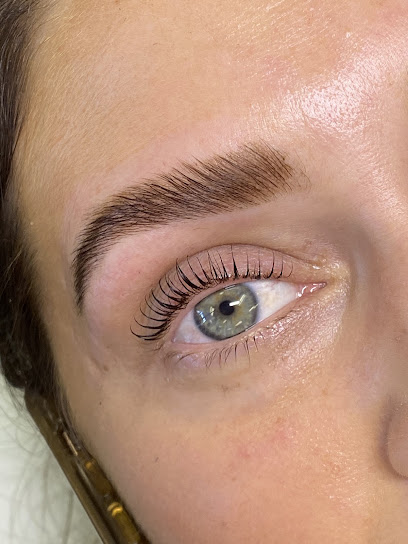 Brows by Lorena