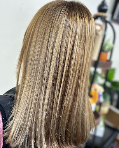 Allure Beauty Bar & Barbershop