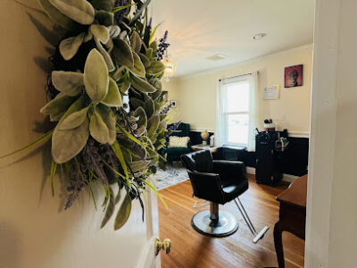 Rachael’s Realm Hair Studio