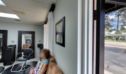 De Angelos Salon