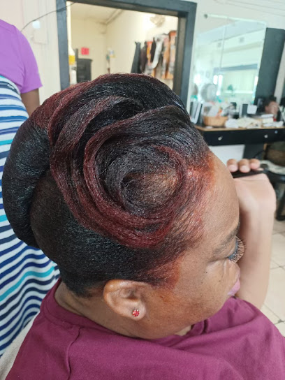 Mama’s Beauty Salon