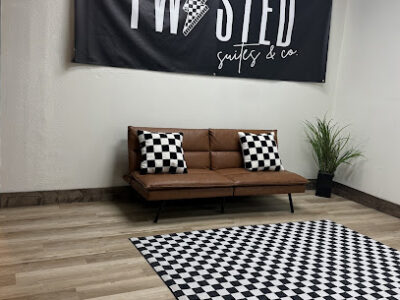 Twisted Suites & Co.