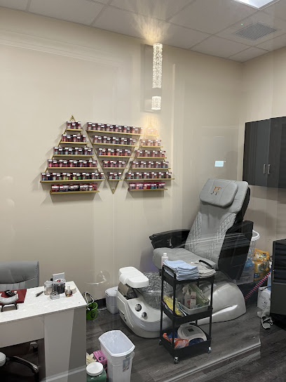 Lol nails spa