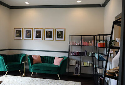 The Green Velvet Room Salon