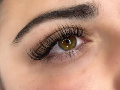 Skin By Nik (Professional Make Up & Lash Artist)
