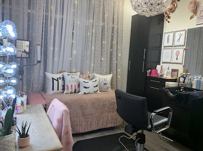 The Pretty Parlor