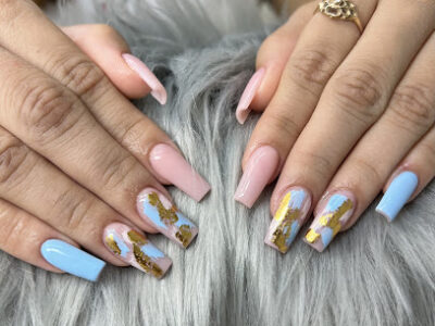 Royal Nails & Lashes Spa