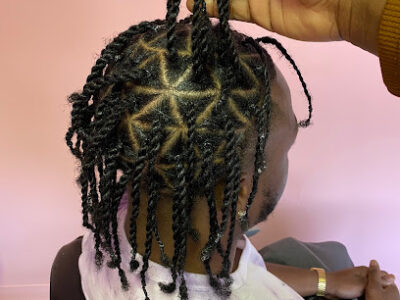 Afriqere, The Salon