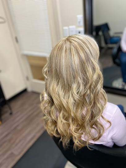 NEW TALENT SALON
