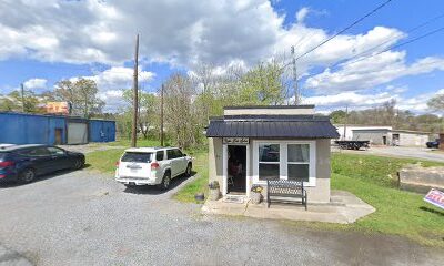 Roots Salon