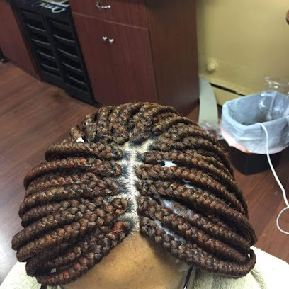 Oumou’s braids and beauty