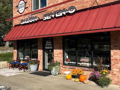 Salon Seven•O