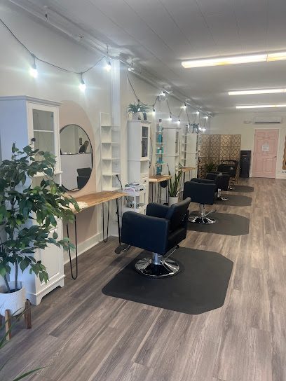 Good Aura Beauty Studio