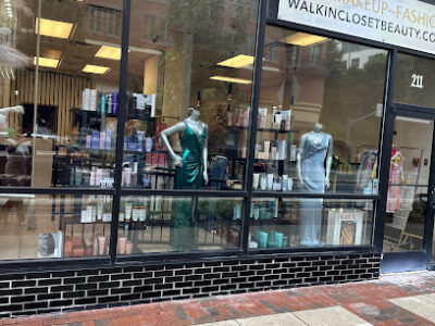 Walk In Closet Beauty Bar