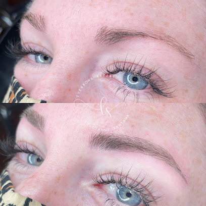 Lillyanne Microblading Eyebrows