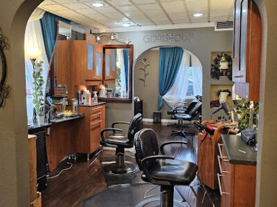 Hairstylist Ramona Schultz
