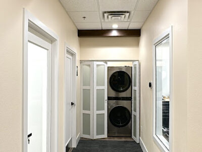 Sunset Salon Suites