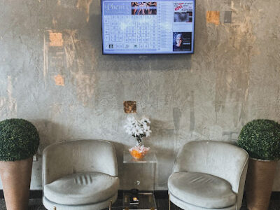 Phenix Salon Suites