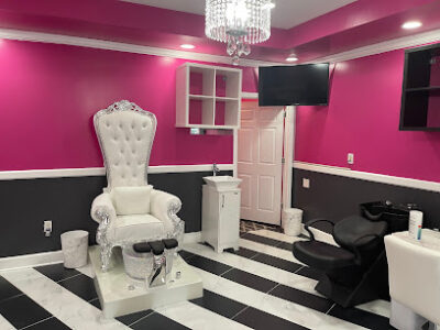 Pink Diamonds Beauty Bar