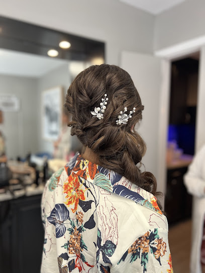 Lux Beauty Bar