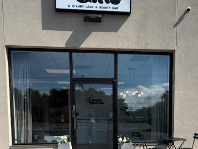 It Girl Lash & Beauty Bar