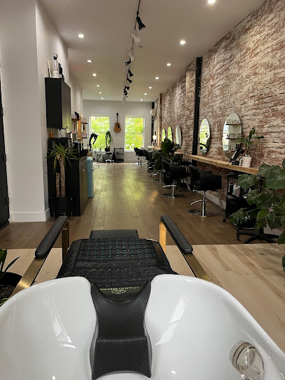 Le jardin hair salon soho NYC -independent Stylists studio