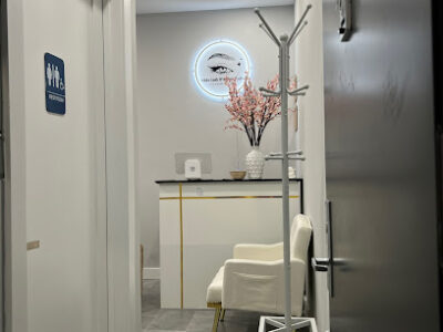 Nikko Lash And Brows Studio