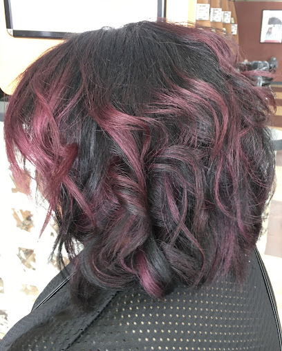 Lora’s Beauty Station @Salon438