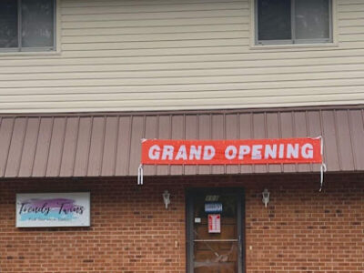 Trendy Twins Salon