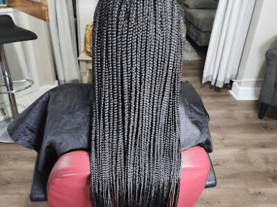 Dee African braiding salon