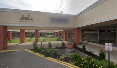 Sola Signature Salon
