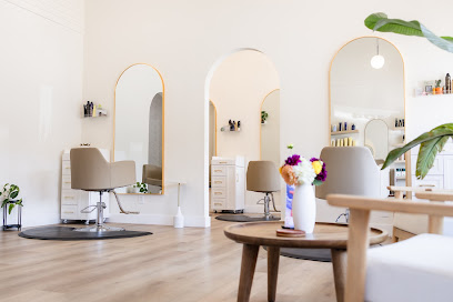NovusElle Salon