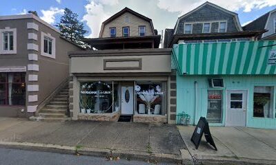 Aura Salon