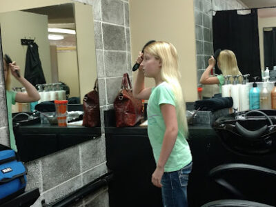 Salon MarZell