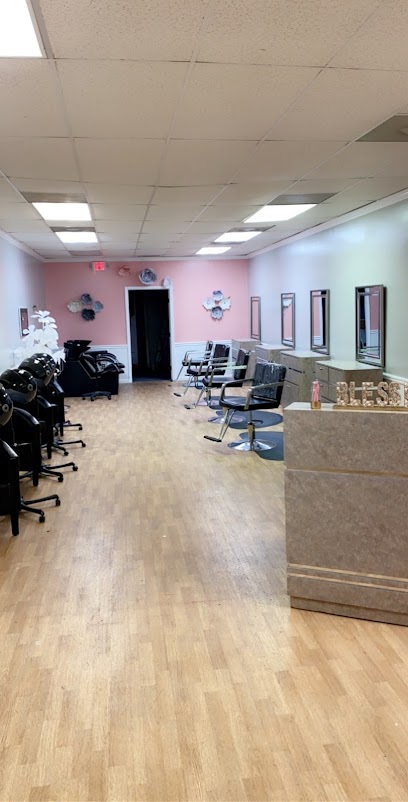 The Mane Highlight Beauty Bar