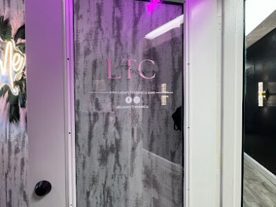 Luxury Tresses Company LLC