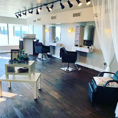 Bella Luna Hair Studio