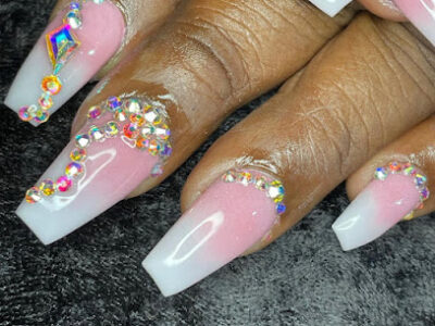 Chic’Luxe Boutique (Hair & Beauty Salon)