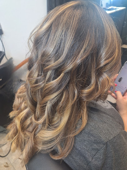 Revere Salon at Salon Lofts
