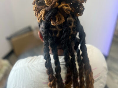 Modish Chic Beauty Bar