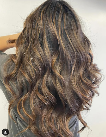 2nd Haus Salon & Spa