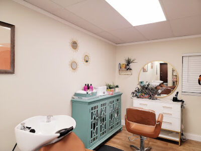 Simply Radiant Salon
