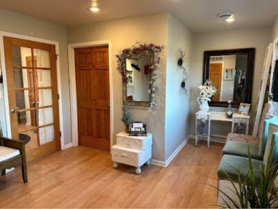 Denise’s Designs Salon